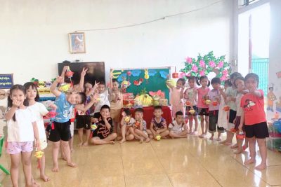 BÀI TUYÊN TRUYỀN Ý NGHĨA ĐÈN LỒNG TRUNG THU – HOẠT ĐỘNG CỦA LỚP 5 TUỔI D, TRƯỜNG MẦM NON NGHĨA PHÚ
